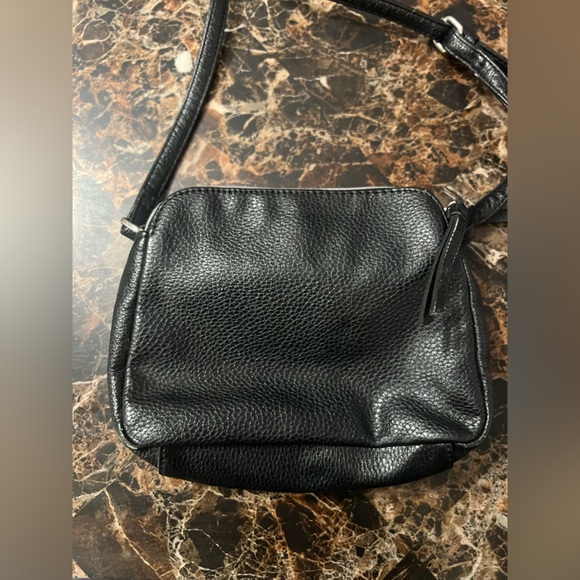 Kenneth Cole Reaction (2 for 20) - Picture 2 of 3